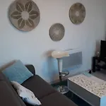 2 Pieces - Et Terrasse Veranda - Grau Du Roi - Διαμέρισμα